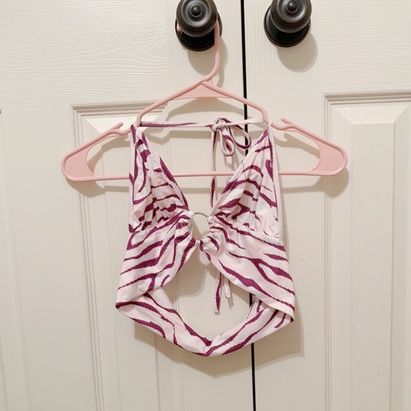 SHEIN Tops - tiger crop